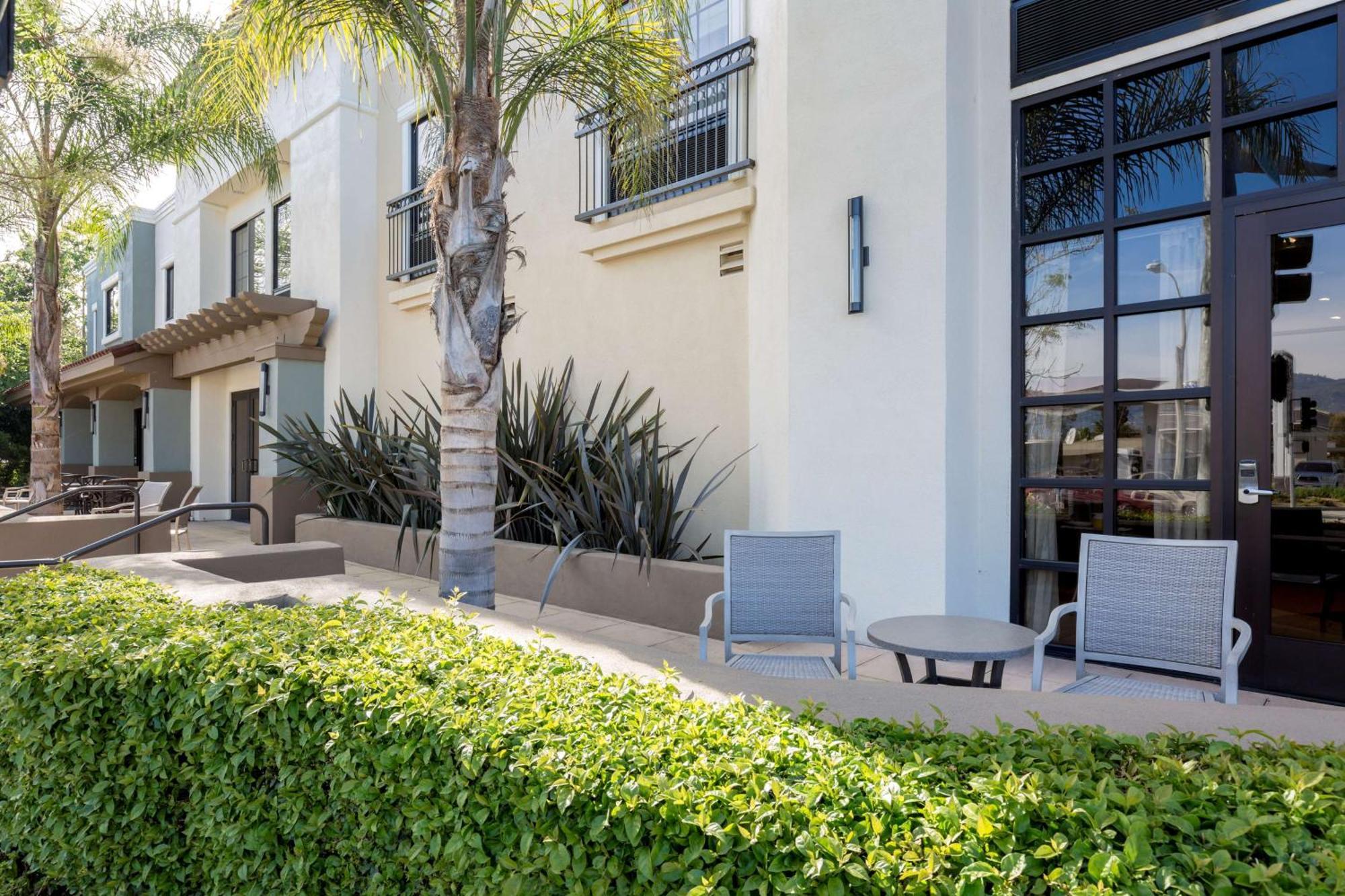 Hampton Inn Santa Barbara/Goleta Zewnętrze zdjęcie